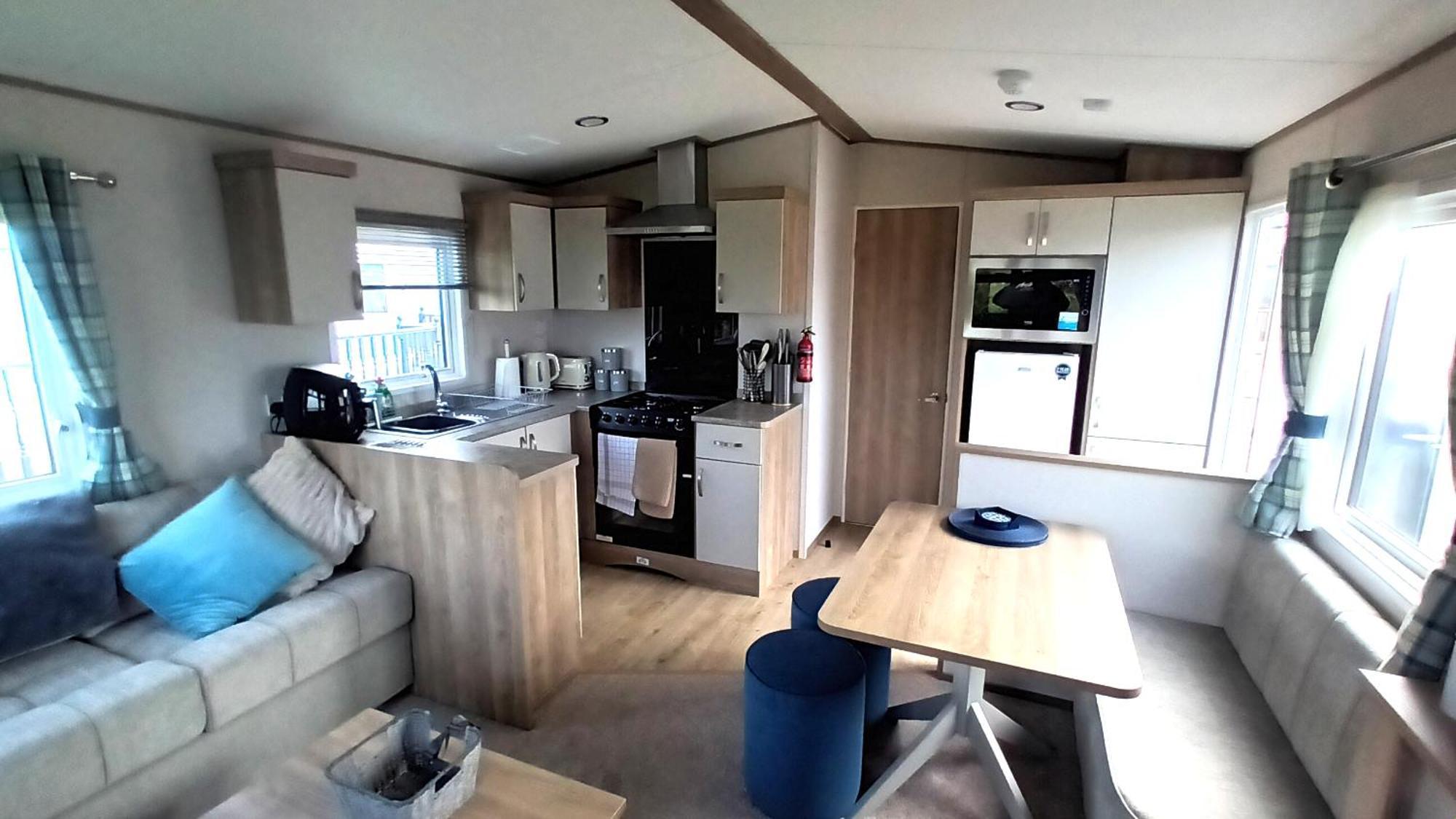 Suki - Up To 6 Berth Cabin, New. Tain Exterior photo